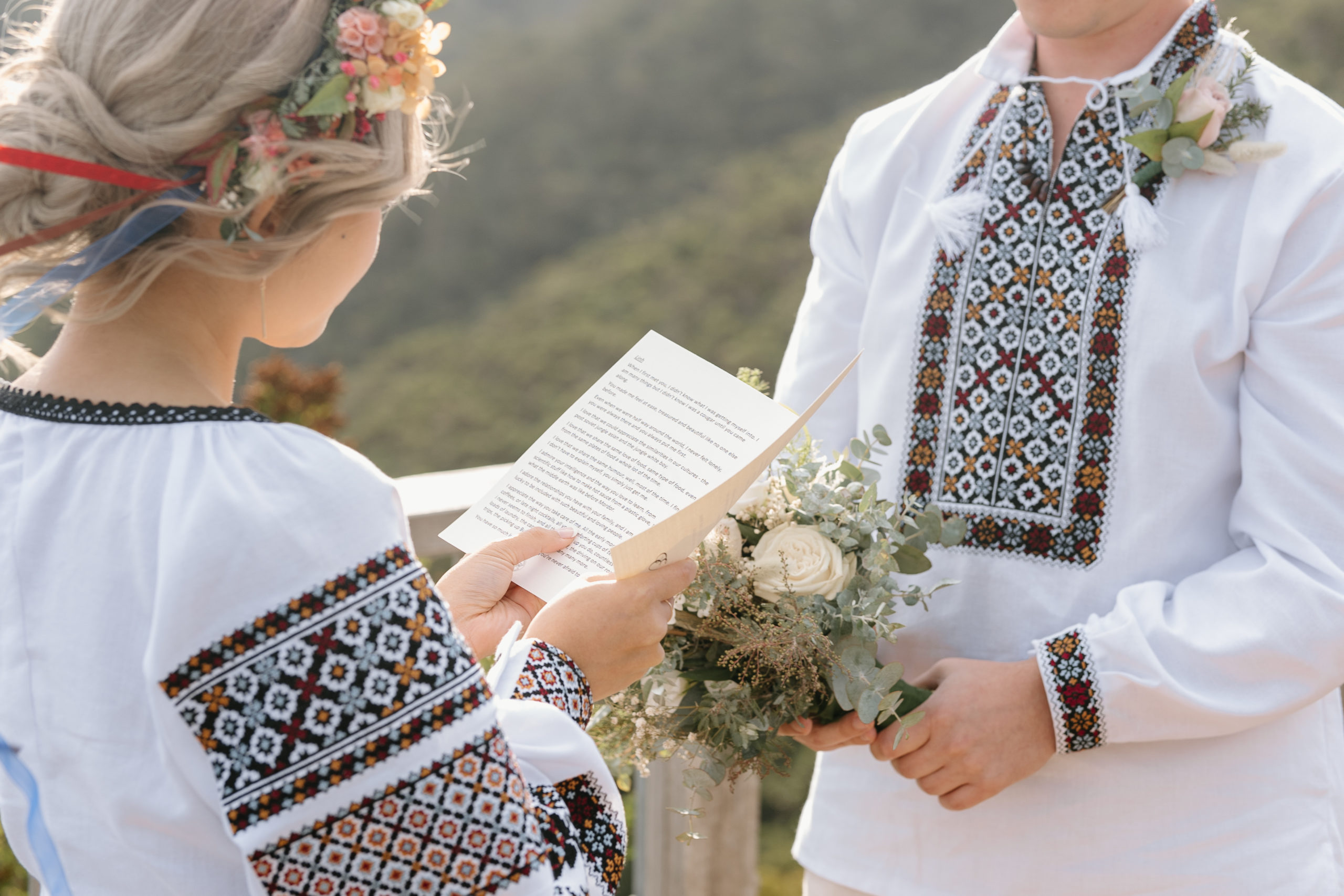 Why you should elope on a weekday